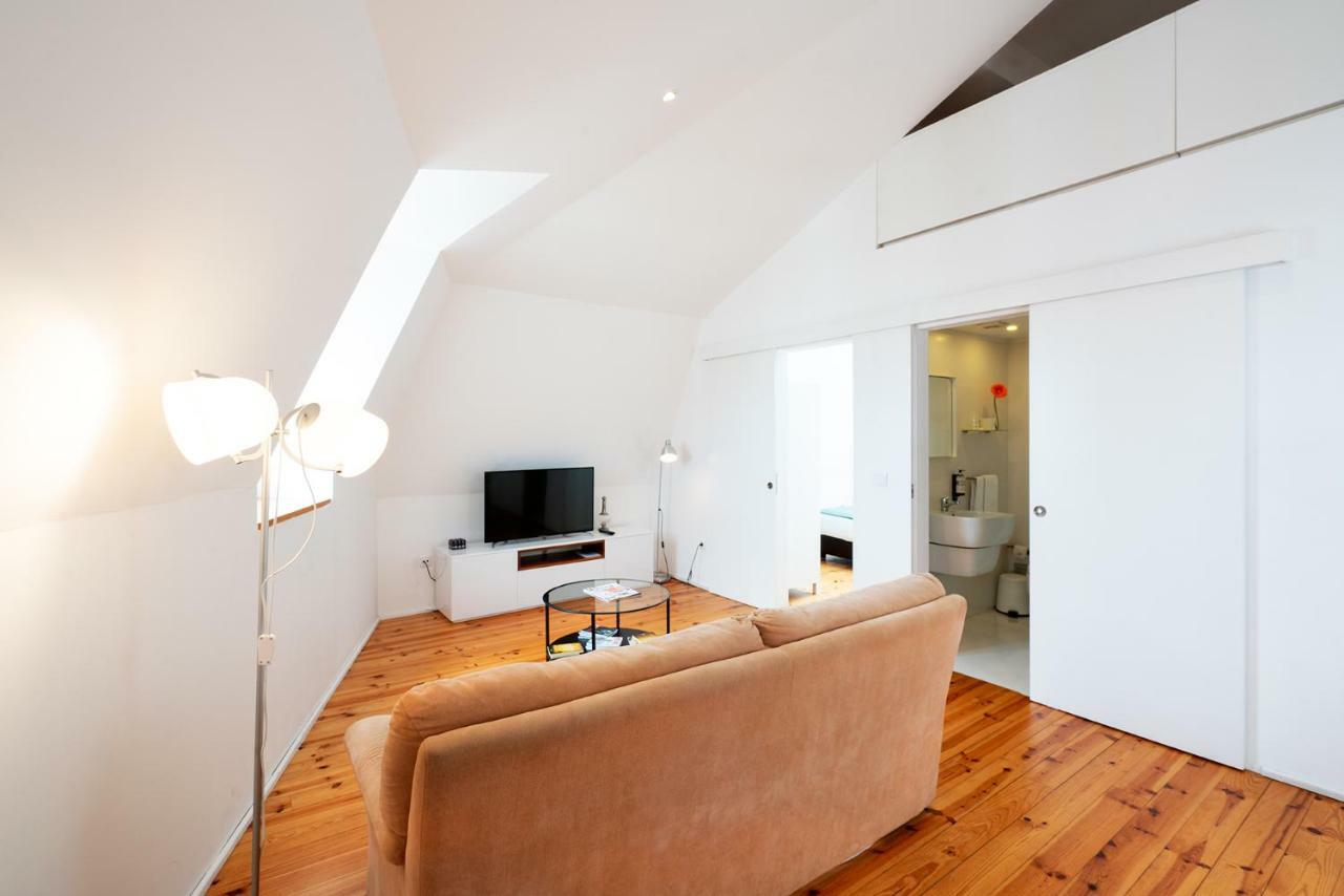 Apartamentos Premium Familiares - Loft Guesthouse Bemyguest วีเซว ภายนอก รูปภาพ